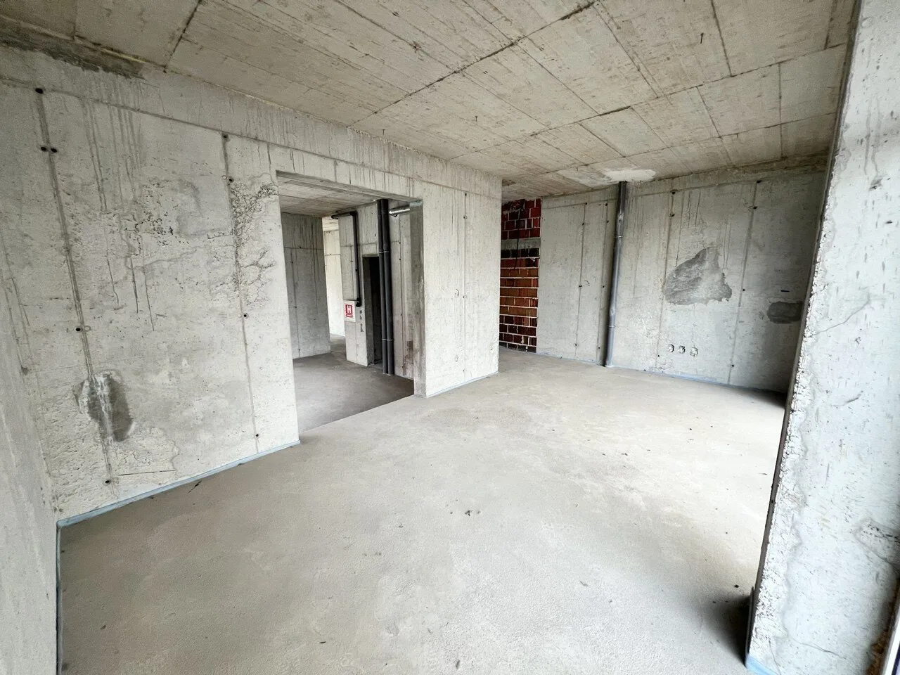 Poslovni prostor s parkingom Borik