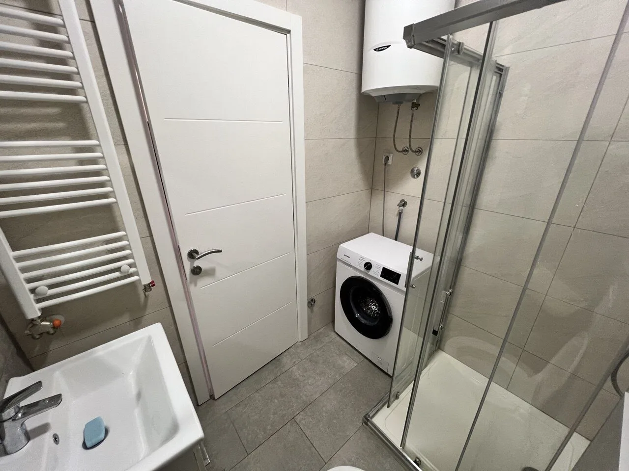 Izdaje se dvosoban namješten stan Vojvodjanska Banja Luka