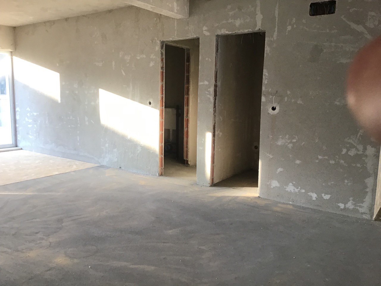 Izdaje se nov poslovni prostor 250m²