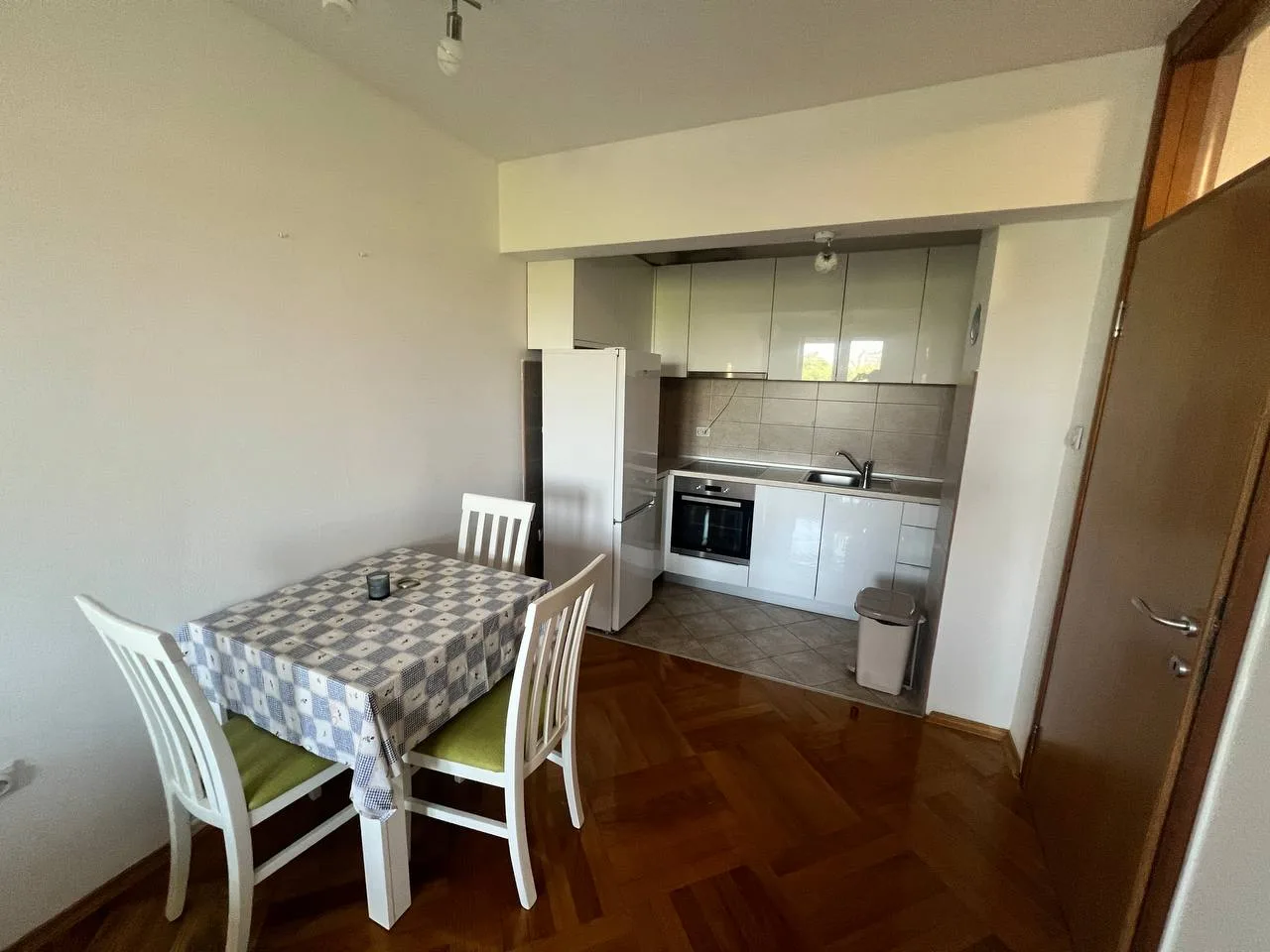 Moderan dvosoban stan Mejdan Banja Luka