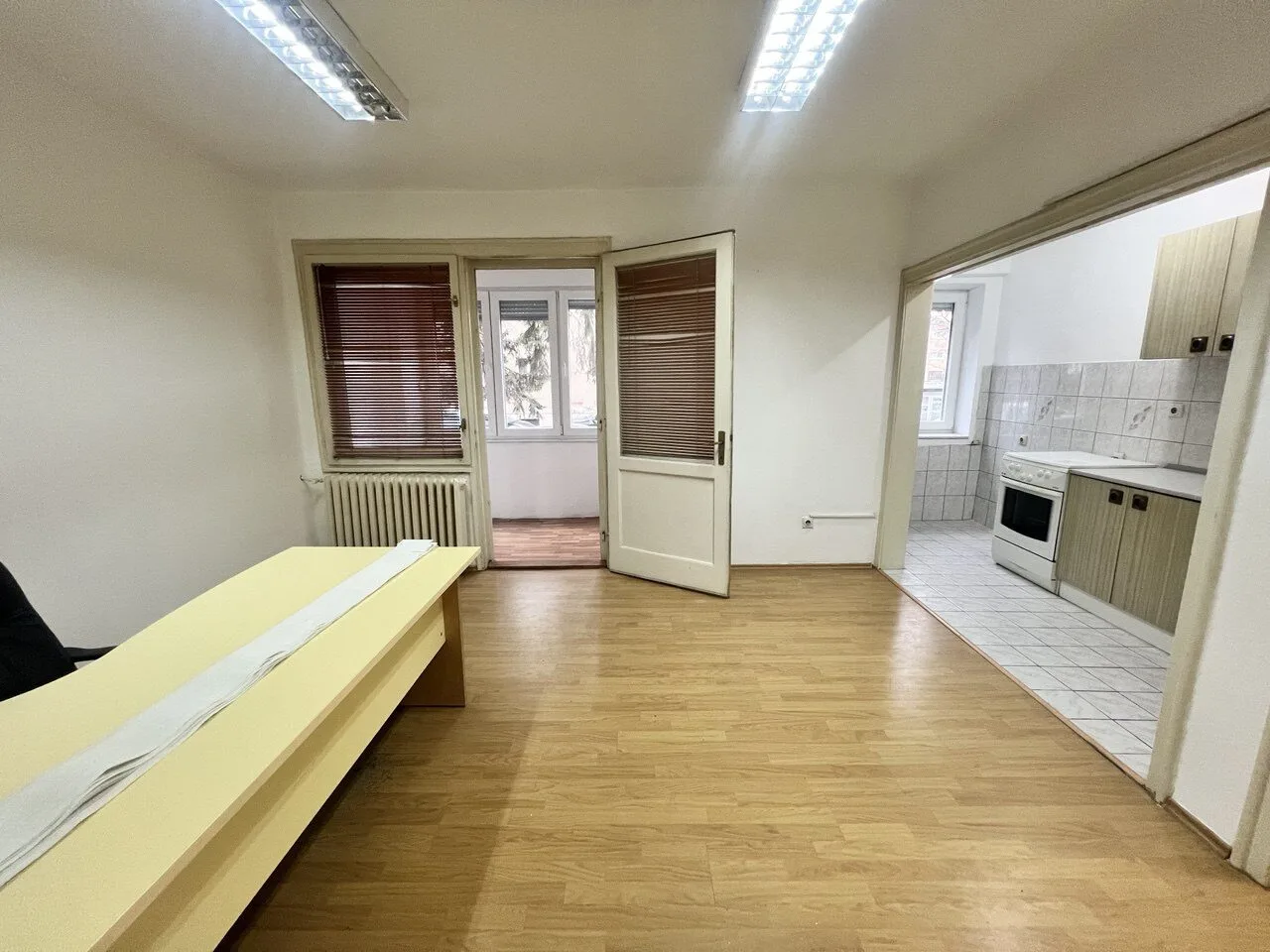 Poslovni prostor za izdavanje u strogom centru Banje Luke - prizemlje, odlična vidljivost