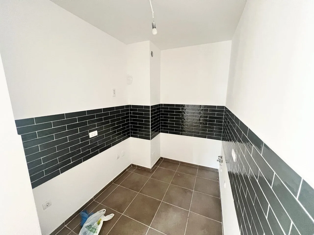 Izdavanje trosoban stan Kočićev Vijenac