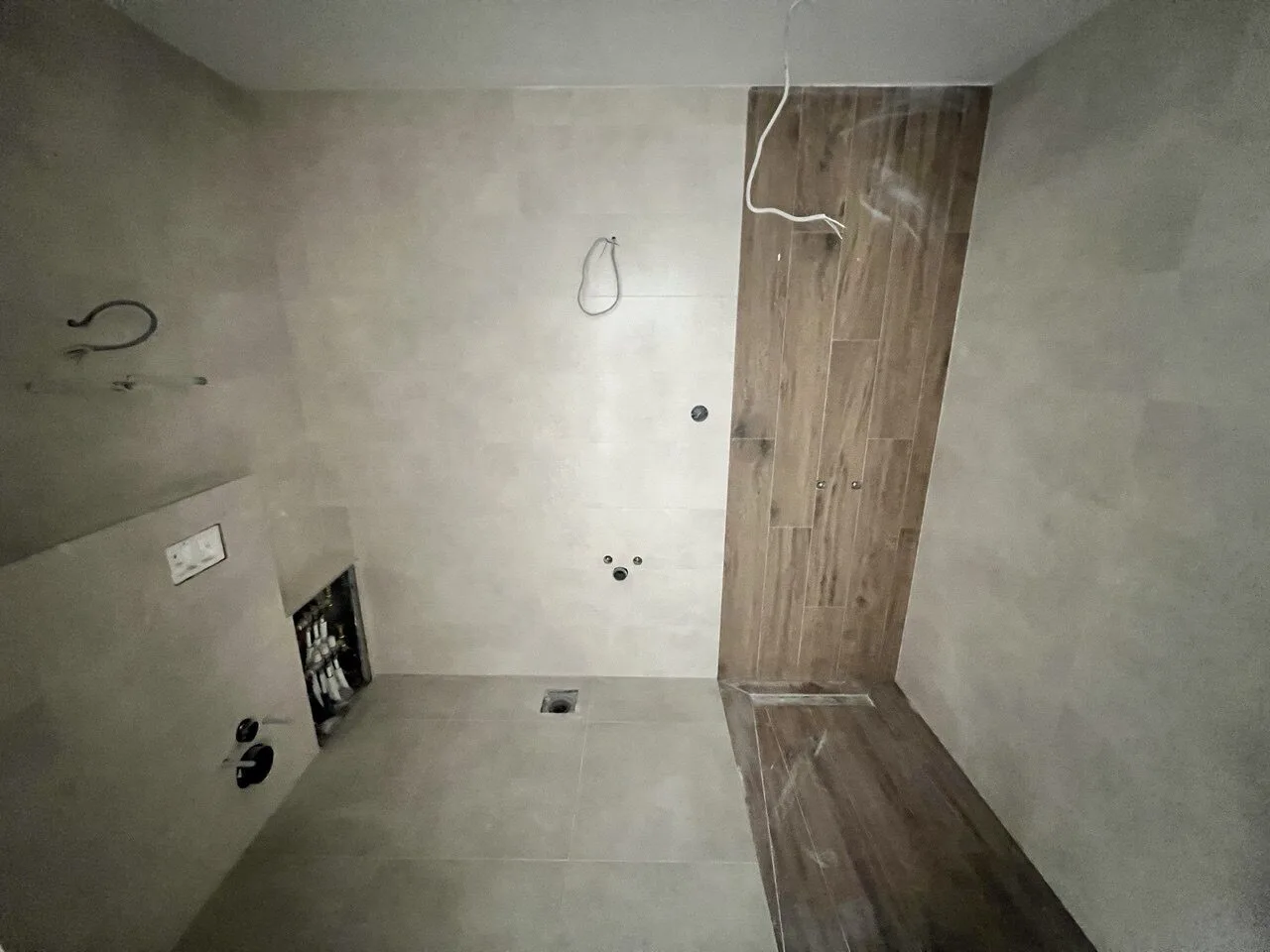 Manji dvosoban stan Laus