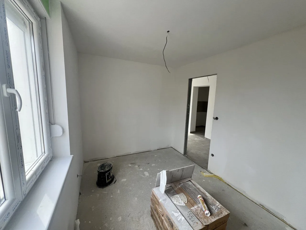 Manji dvosoban stan Laus