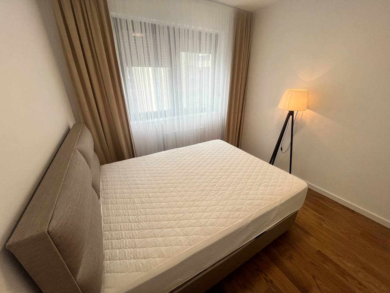 Luksuzan dvosoban stan u centru Banja Luke