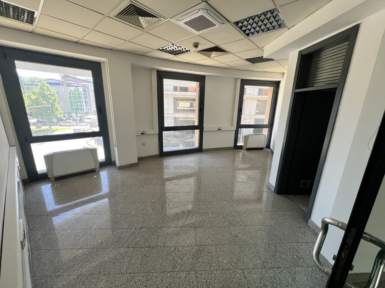 Izdaje se kancelarijski prostor Centar