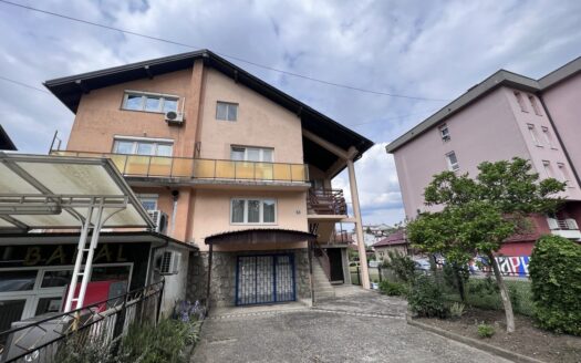 Kuća za poslovanje i stanovanje Rosulje