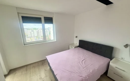 Dvosoban stan za izdavanje Mejdan novogradnja, garaza