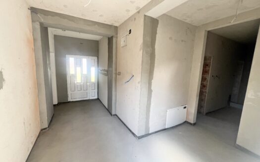 Nova kuća sa okućnicom Aleksandrovac