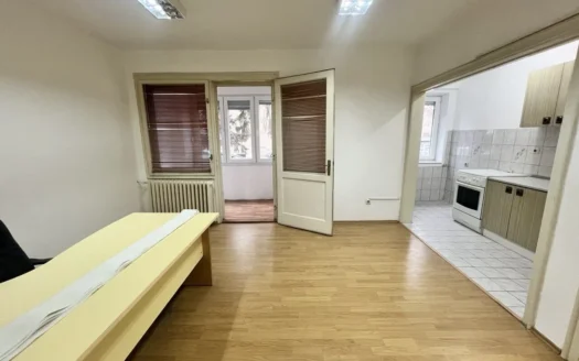 Poslovni prostor za izdavanje u strogom centru Banje Luke – prizemlje, odlična vidljivost