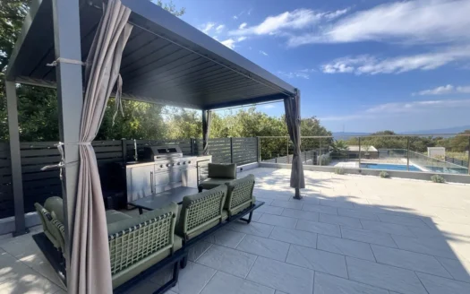 Luksuzna vila na prodaju Kostrena prvi red do mora