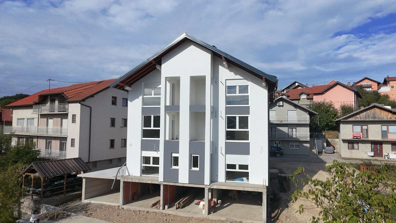 Sunčani vrhovi Lauš - Prednost 1