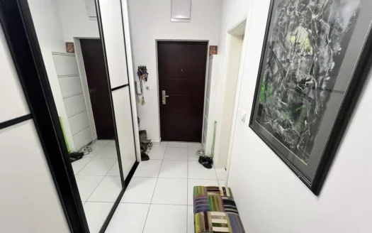 Trosoban stan na prodaju Nova Varoš