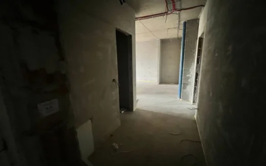 Trosoban stan u širem centru grada